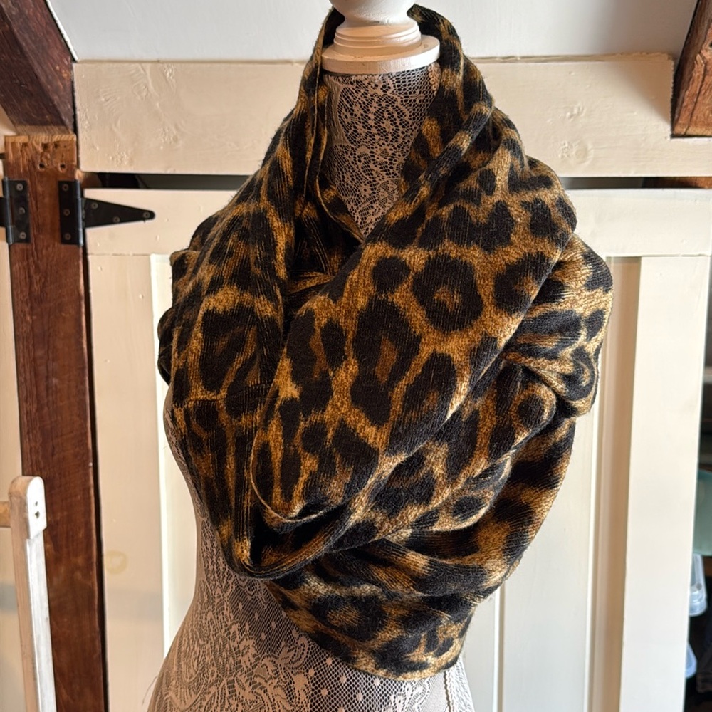 Michael Kors Leopard Print Infiniti Scarf
